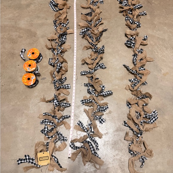 Rustic Burlap and Gingham Garland - Picture 2 of 4